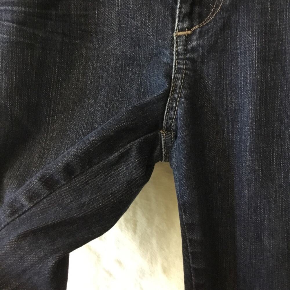 Joe's Blue Wash Thomson Denim Jeans - Picture 6 of 16